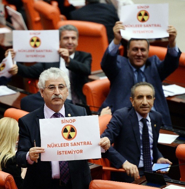 Chp’li Vekillerden Nükleer Santral Protestosu
