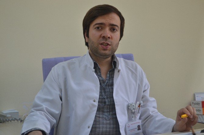 Bilinçsizce Kullanılan İlaçların Güneş Işınlarına Karşı Alerji Tehlikesi