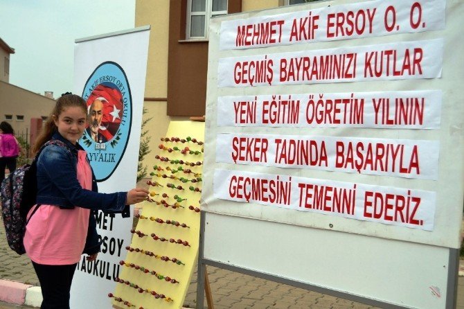 Okula Tatlı Tatlı Başladılar