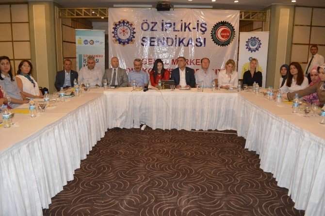 Öz İplik-iş, Çalışan Kadınların Meselelerini Tartıştı
