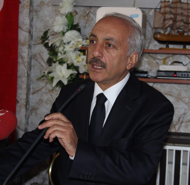 Çorum’da Yaşlı Vatandaşlar Gıda Paketi Verecek Diye Kandırıyor