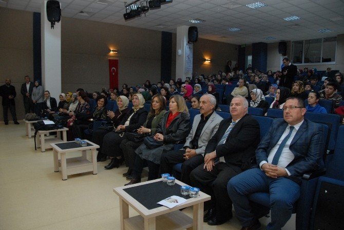 Çorumlu Kadınlar, “Bayat Ekmekten Taze Lezzetler” İçin Yarıştı