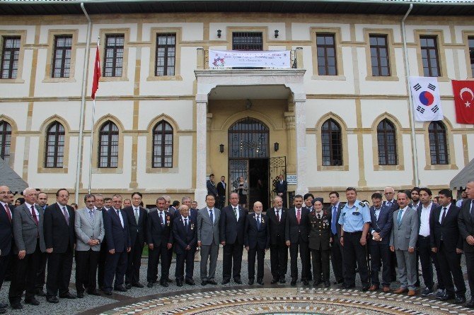 Hititler Korelilere Tanıtılıyor