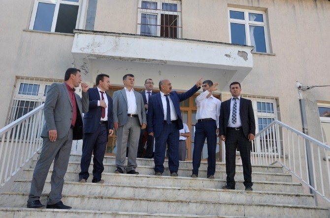 Başkan Ünlü’den Hitit Üniversitesi’ne Açık Çek