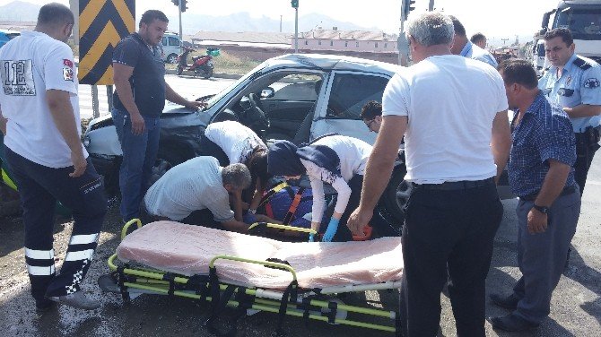 Osmancık’ta Trafik Kazası: 6 Yaralı