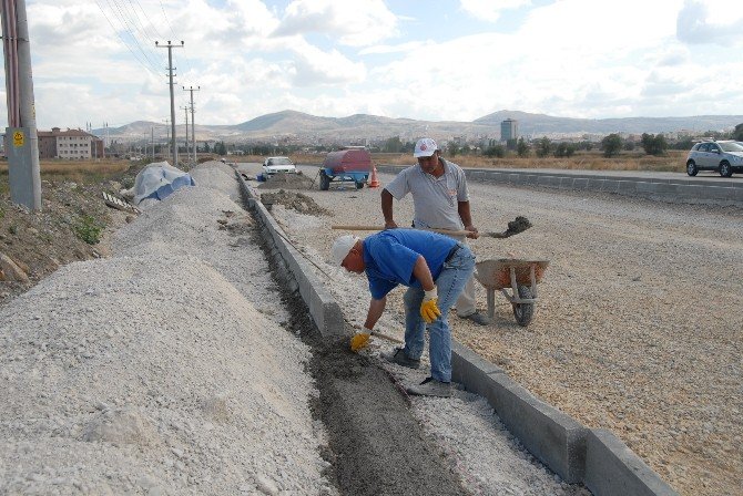 Çorum Belediyesi’nden Hıdırlık Caddesi’ne Son Rötuşlar