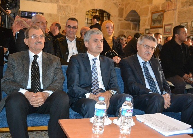 "Günümüzden Geleceği Adana’da Eğitim Yolculuğu" Konferansı
