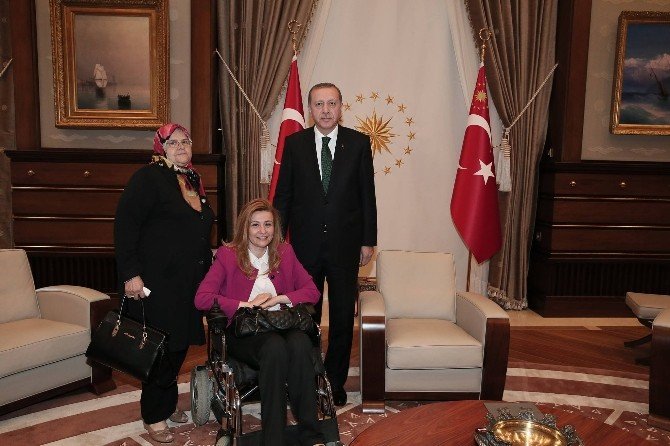 Cumhurbaşkanı Erdoğan’dan Engelli Milletvekili Karaburun’a Özel İlgi