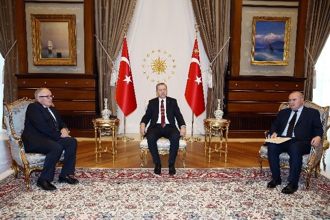 Cumhurbaşkanı Erdoğan, Tımmermans Ve Avramopulos’u Kabul Etti