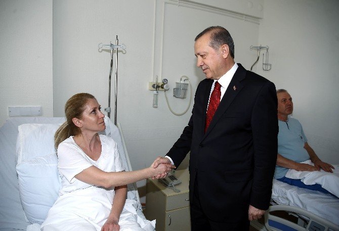 Cumhurbaşkanı Erdoğan’dan Hain Saldırıda Yaralanan Vatandaşlara Ziyaret