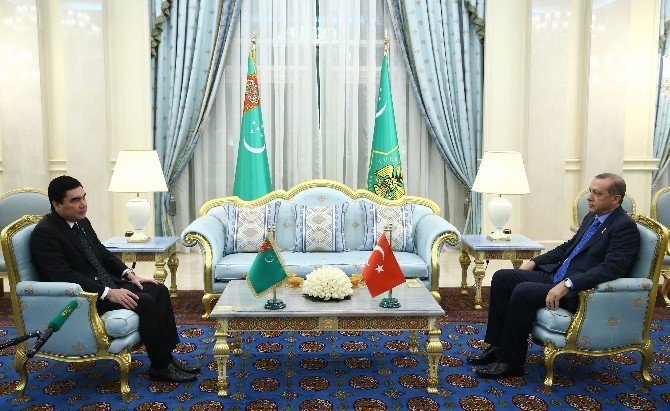 Cumhurbaşkanı Erdoğan, Türkmenistan Devlet Başkanı Berdimuhamedov’la Görüştü