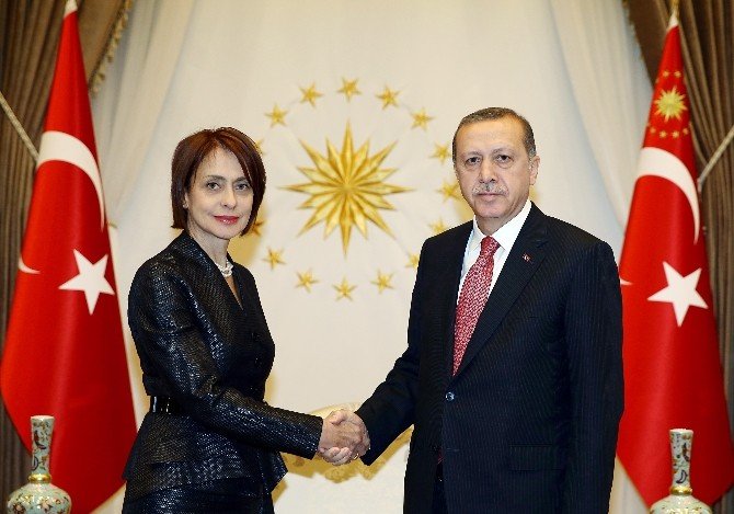 Bulgaristan Büyükelçisi Cumhurbaşkanı Erdoğan’a Güven Mektubunu Sundu