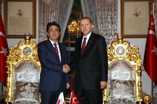 Cumhurbaşkanı Erdoğan, Japonya Başbakanı Abe’yi Kabul Etti