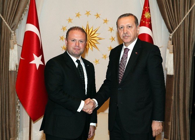 Cumhurbaşkanı Erdoğan, Malta Başbakanı Muscat’ı Kabul Etti