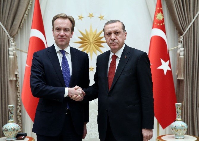Norveç Dışişleri Bakanı Brende Beştepe’de