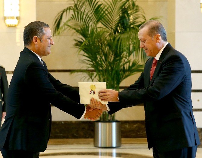 Panama Büyükelçisi, Cumhurbaşkanı Erdoğan’a Güven Mektubunu Sundu