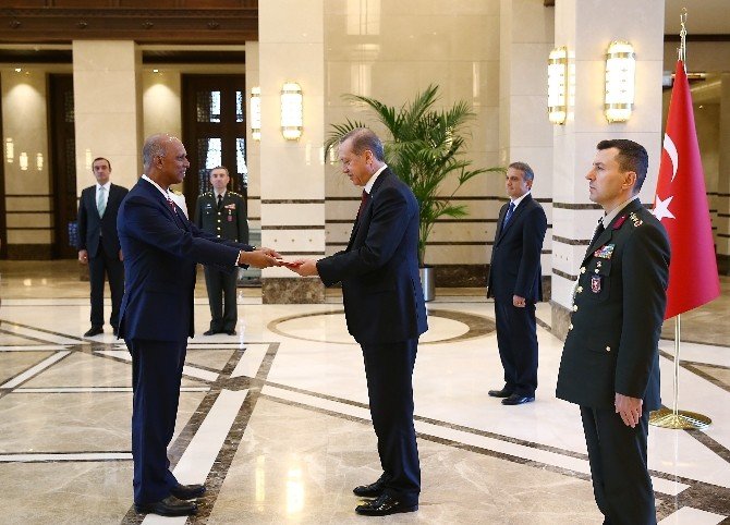 Cumhurbaşkanı Erdoğan, Singapur Ve Somali Büyükelçilerini Kabul Etti