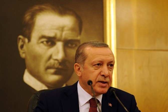 Cumhurbaşkanı Erdoğan: "Eline Saz Almakla Türkiye Partisi Olunmuyor"