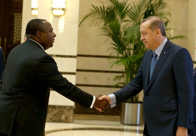 Svaziland Büyükelçisi’nden Cumhurbaşkanı Erdoğan’a Güven Mektubu