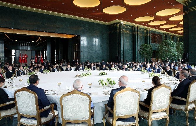 Cumhurbaşkanı Erdoğan’dan Chp’nin Yeni Anayasa Masasından Kalkmasına İlk Yorum