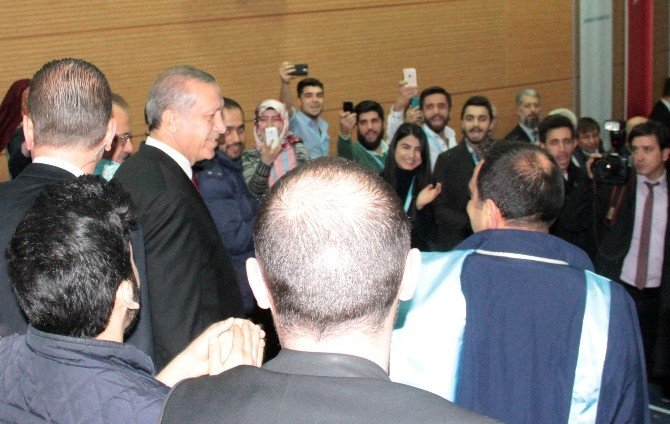 Cumhurbaşkanı Erdoğan’a Bayburt Üniversitesi’nde Fahri Doktora Unvanı Verildi