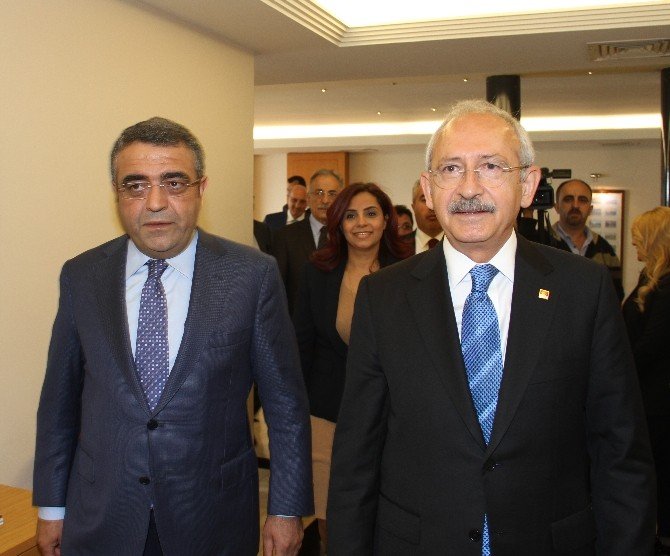 Kılıçdaroğlu Din Adamları Ve Kanaat Önderleriyle Bir Araya Geldi