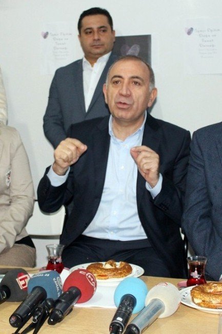Chp’li Gürsel Tekin’in ’Küfür Gafına’ Ak Parti’den Tepki