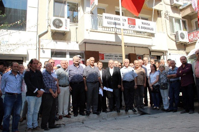 Chp Manisa Teşkilatında Özgür Özel Depremi