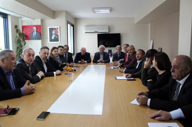 Chp İzmir Milletvekilleri, Kurultay Öncesi Toplandı