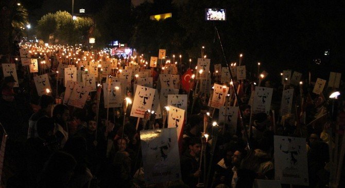 Cumhuriyet Bayramı’nda Fener Alayı Coşkusu