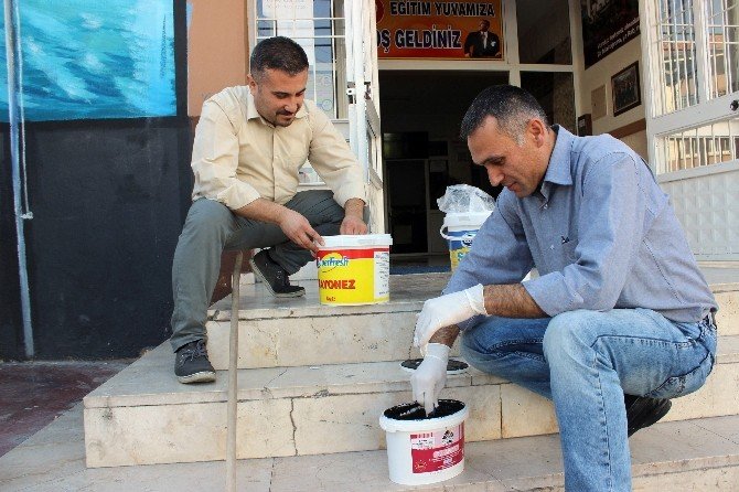 Velilerden Örnek Davranış