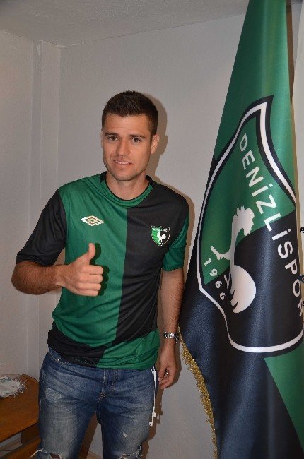 Denizlispor’da Brezilyalı Leozınho İmzaladı