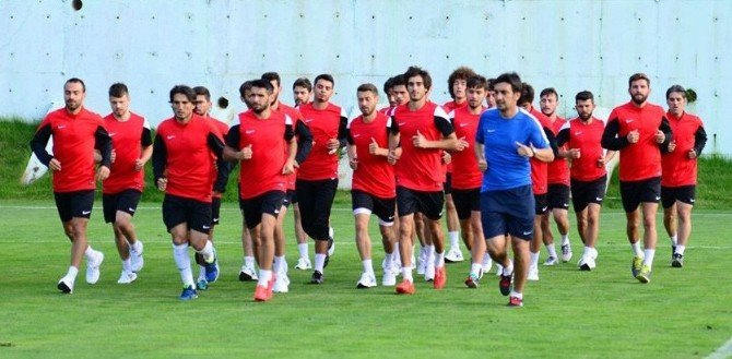 Denizlispor Teknik Direktörü Altıparmak Kampı Değerlendirdi