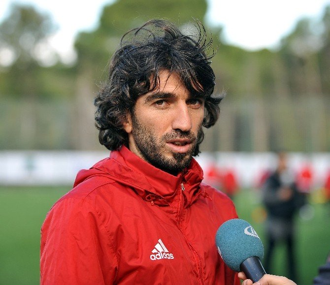 Burhan Eşer: "İkinci Yarıda Gerçek Sivasspor’u Göstermek İstiyoruz"