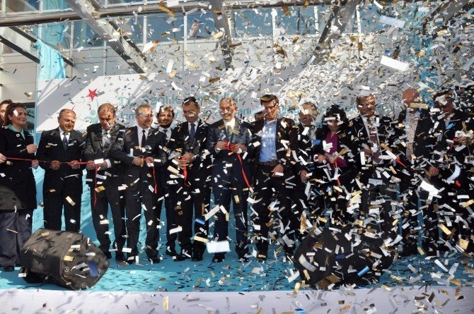 Bakan Müezzinoğlu, İzmir’in Dijital Hastanesini Açtı