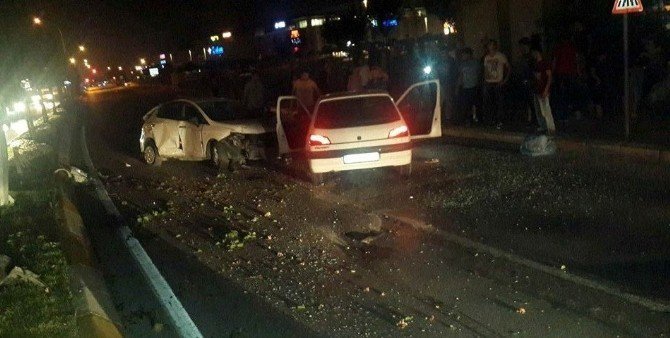 Sakarya’da Trafik Kazası: 6 Yaralı