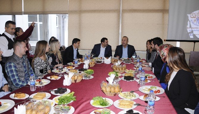Dışişleri Bakanı Mevlüt Çavuşoğlu: