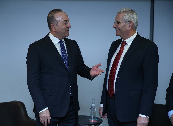 Çavuşoğlu, Rum Kesimi Ana Muhalefet Partisi Lideri Kiprianu İle Bir Araya Geldi