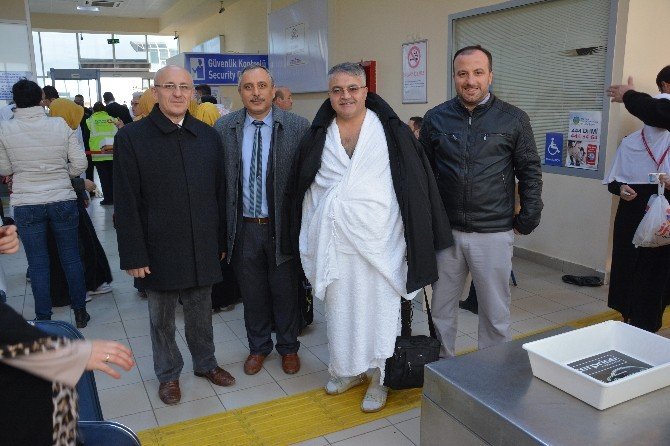 Sinoplu Umreciler Kutsal Topraklara Uğurlandı