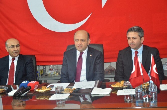 Bakan Işık, Kahta İlçesini Ziyaret Etti