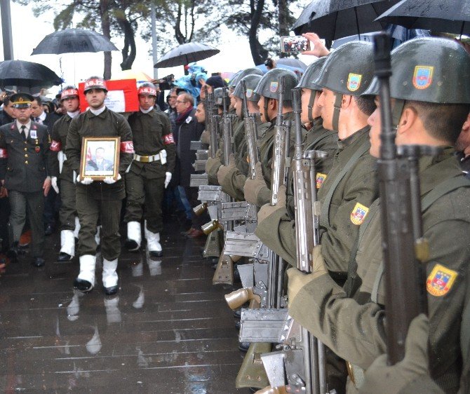 Ordu Şehidini Gözyaşlarıyla Uğurladı