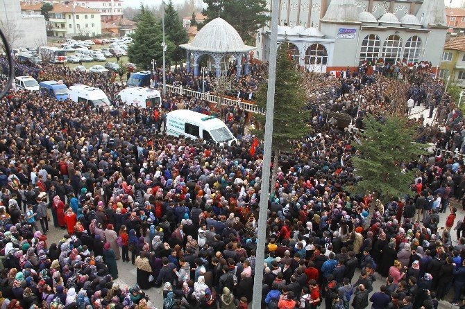 Şehidin Cenaze Namazını İmam Olan Babası Kıldırdı