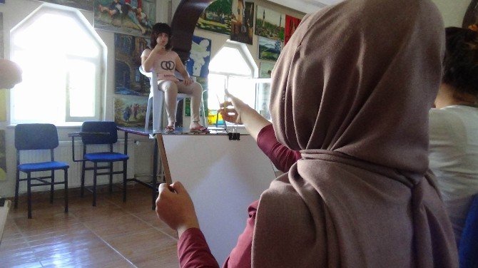 Dezavantajlı Çocuklar ‘Leonardo Da Vinci’ İle Öğreniyor