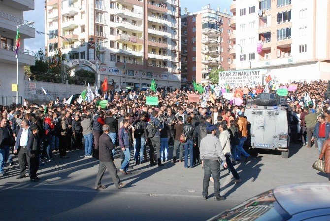 Diyarbakır’da Silvan’a Destek Yürüyüşü