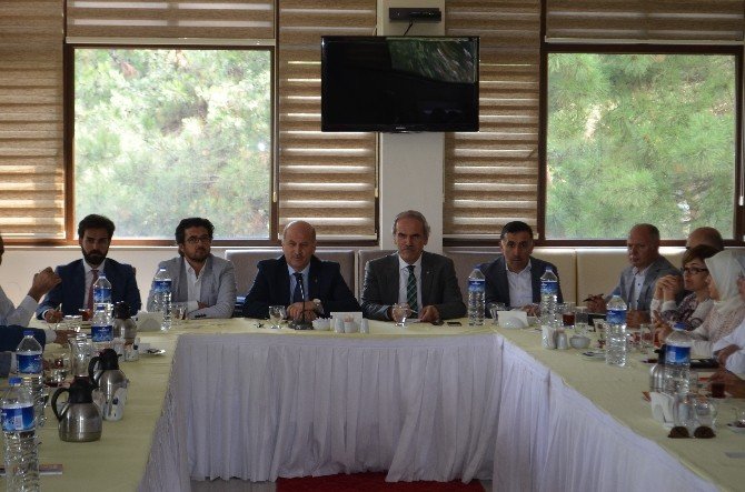 Ak Parti Bütün Teşkilatları İle Seçime Hazır