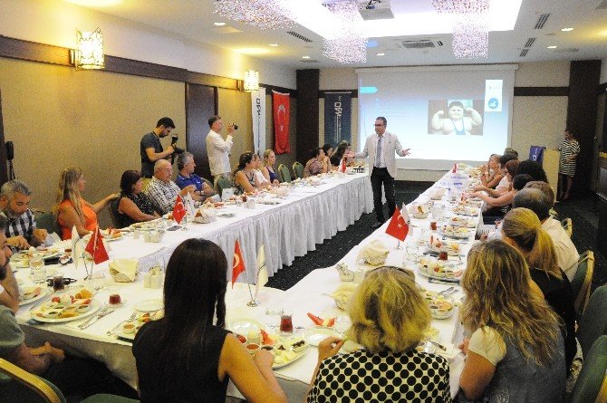 Obezitenin Yüzde 60’ını Genetik Faktörler Etkiliyor