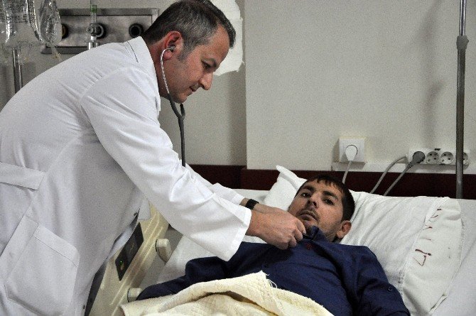 Doçent Olmasına Rağmen Devlet Hastanesinde Görev Yapıyor