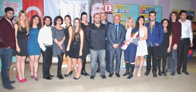 Tiyatroyla Doğru İlaç Kullanma Mesajı