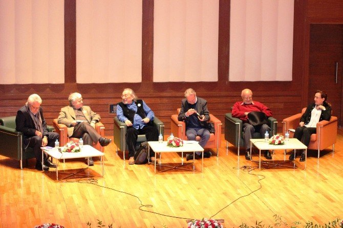 İzmir’de Mizah Festivali Başladı
