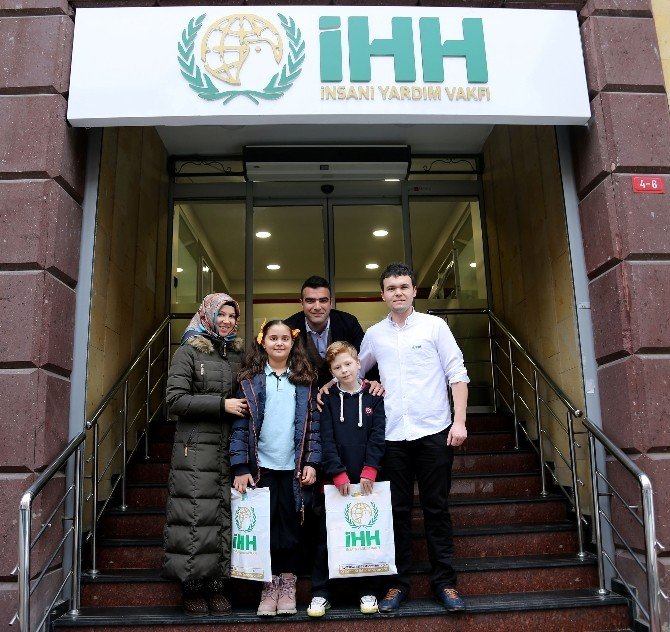 İhlas Koleji Öğrencileri Suriye İçin Yardım Eli Uzattı